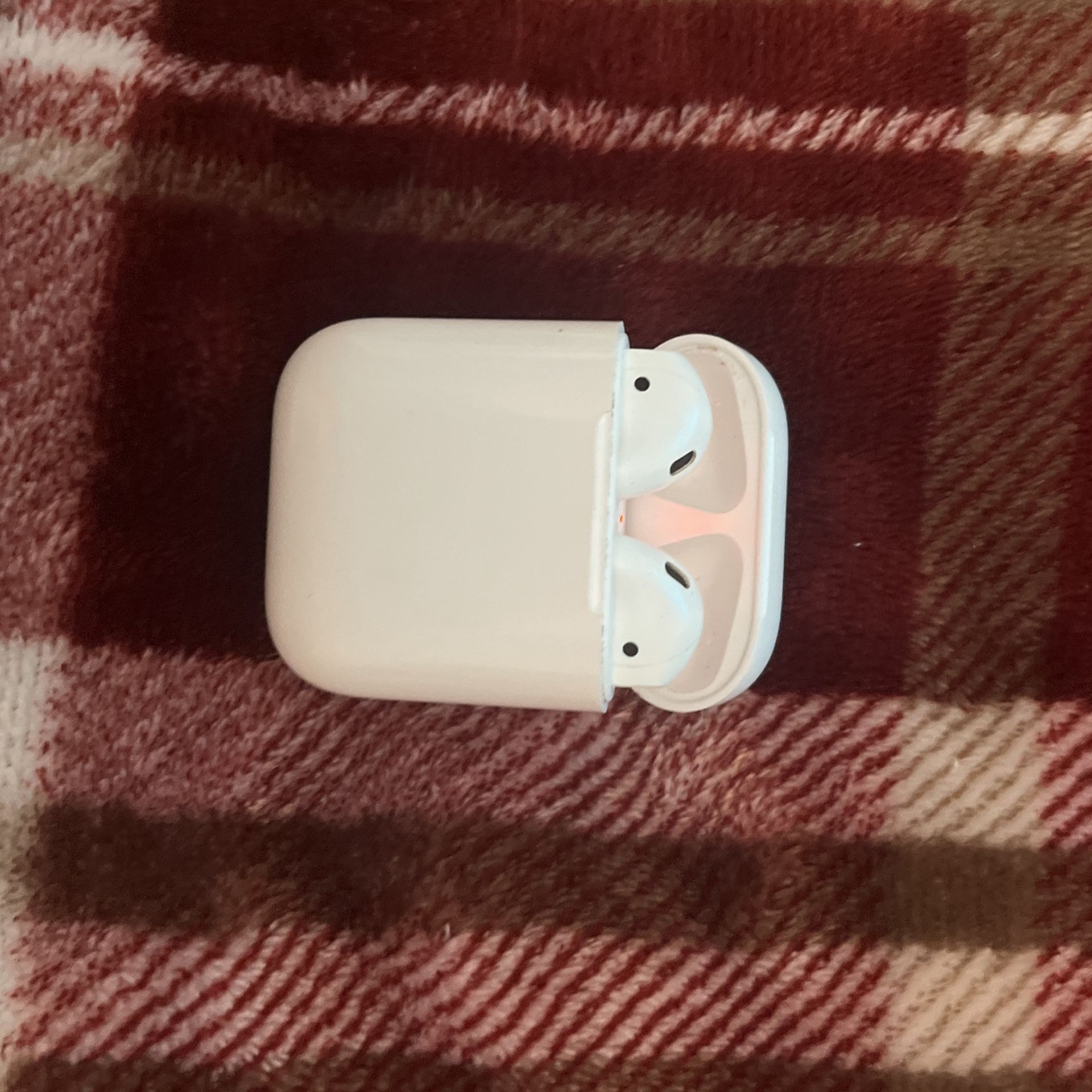 AirPods