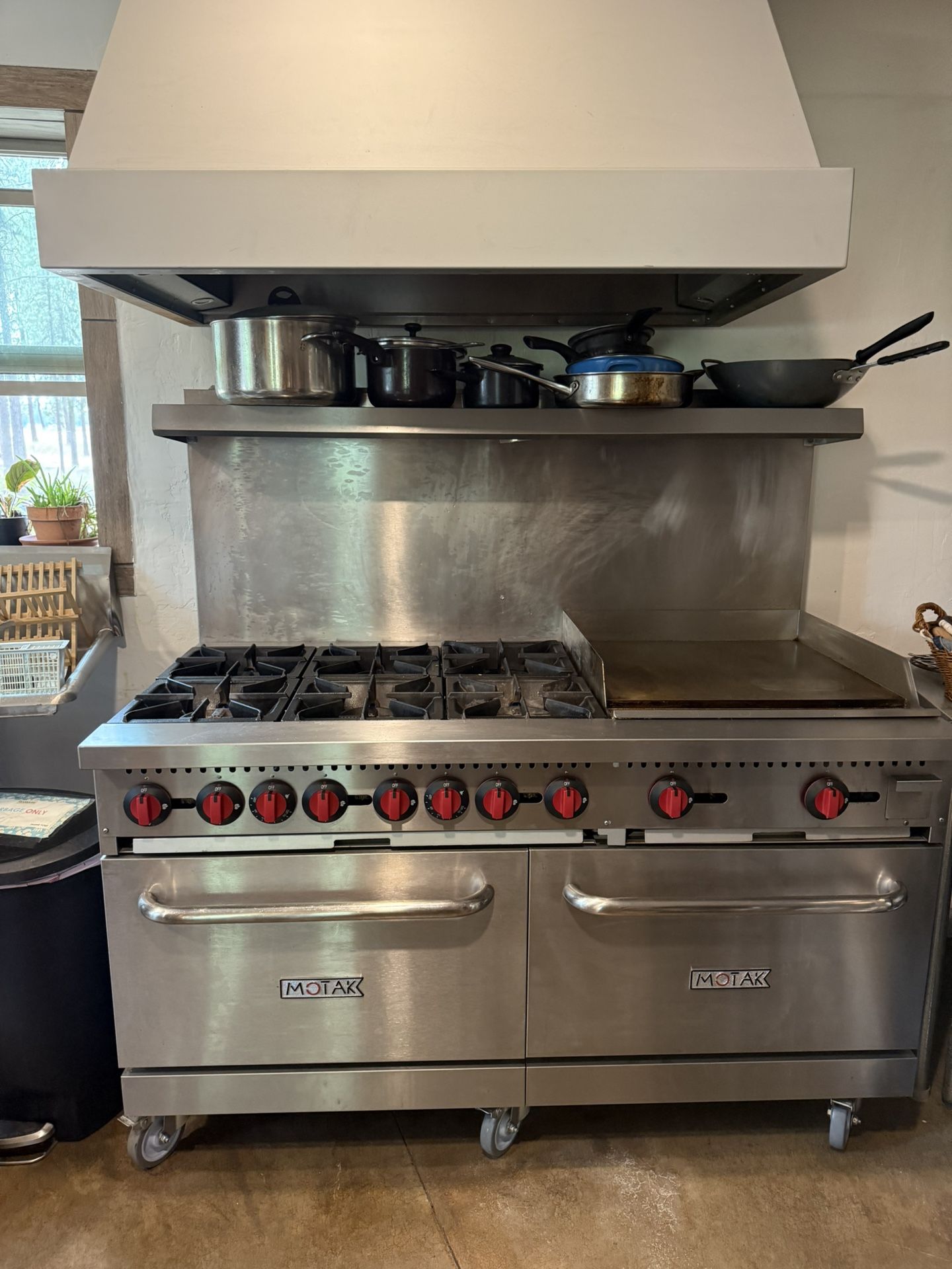 Motak Gas Stove commercial range