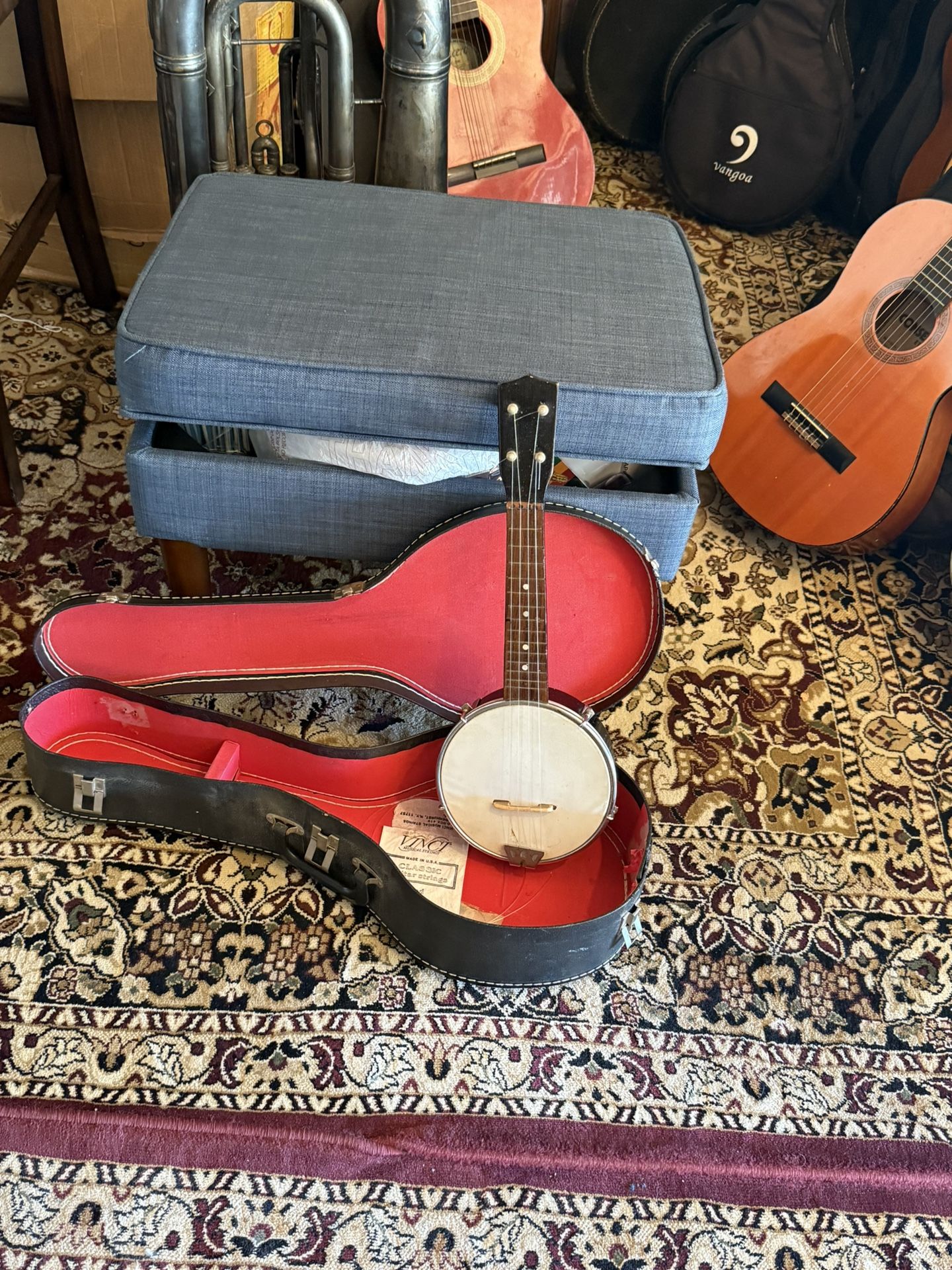 Great 😊 OLD UKULELE BANJO