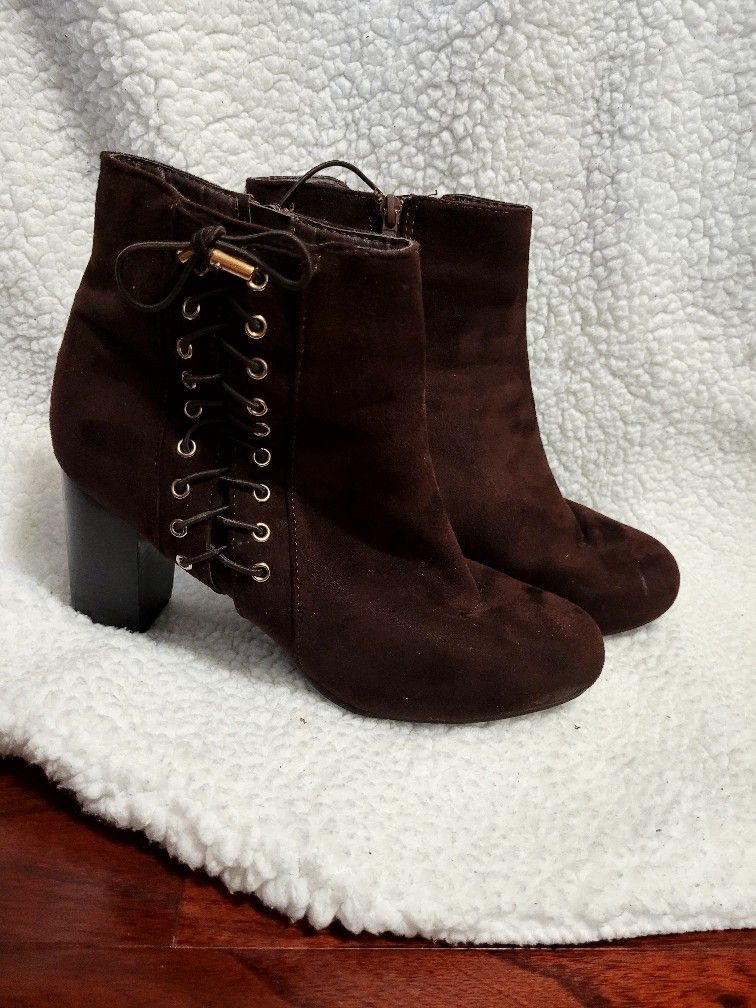 Brown Heel Boots Size9 