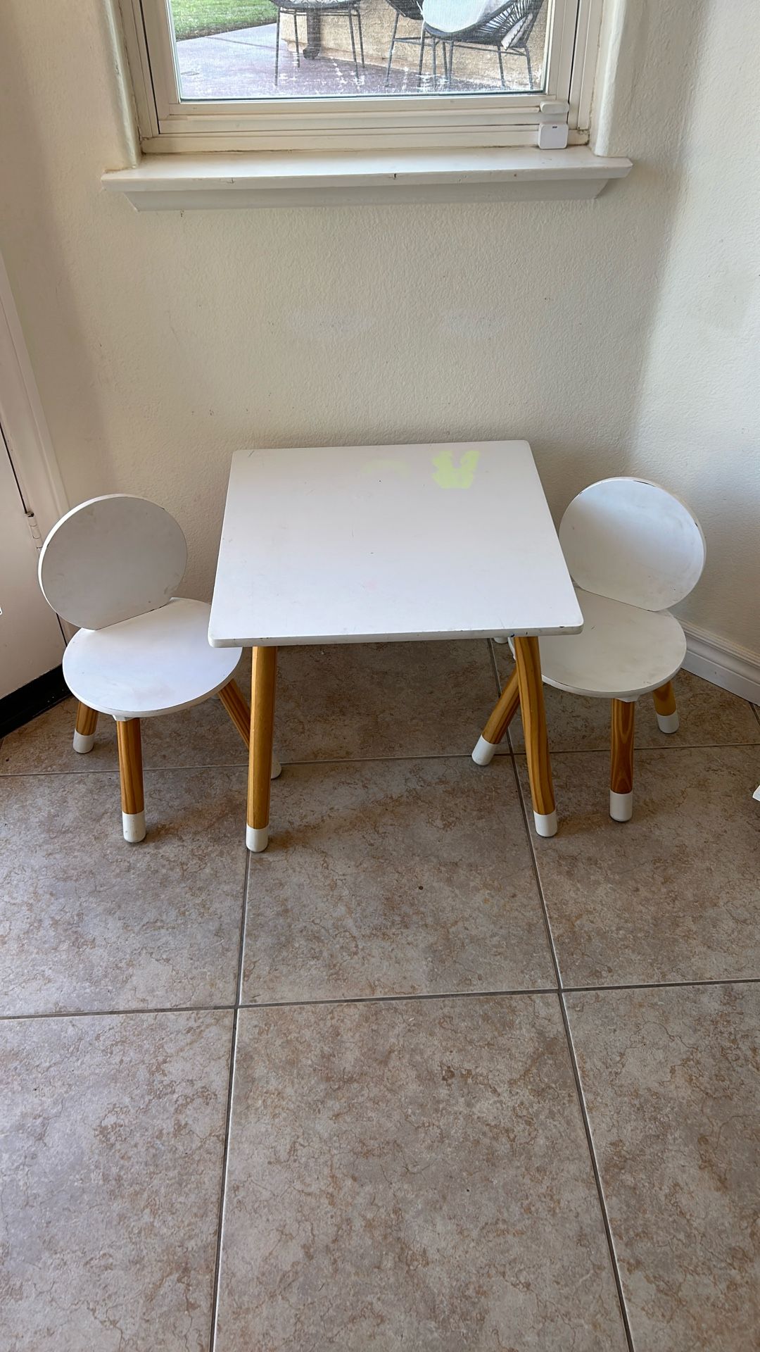 Toddler Art Table