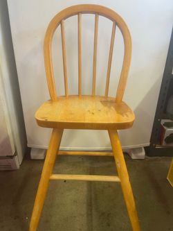 Wooden kids chair