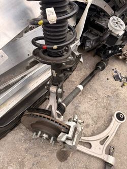2025 2026 Kia K5 Right Passenger Side Knee Assembly Suspension - Strut / Knuckle with Hub / Control Arm /  Rotor with Caliper / Axel  FWD OEM Only 2k 