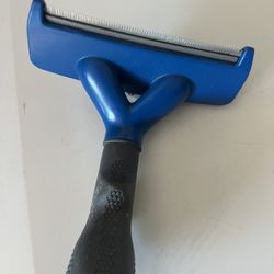  Dog Brush