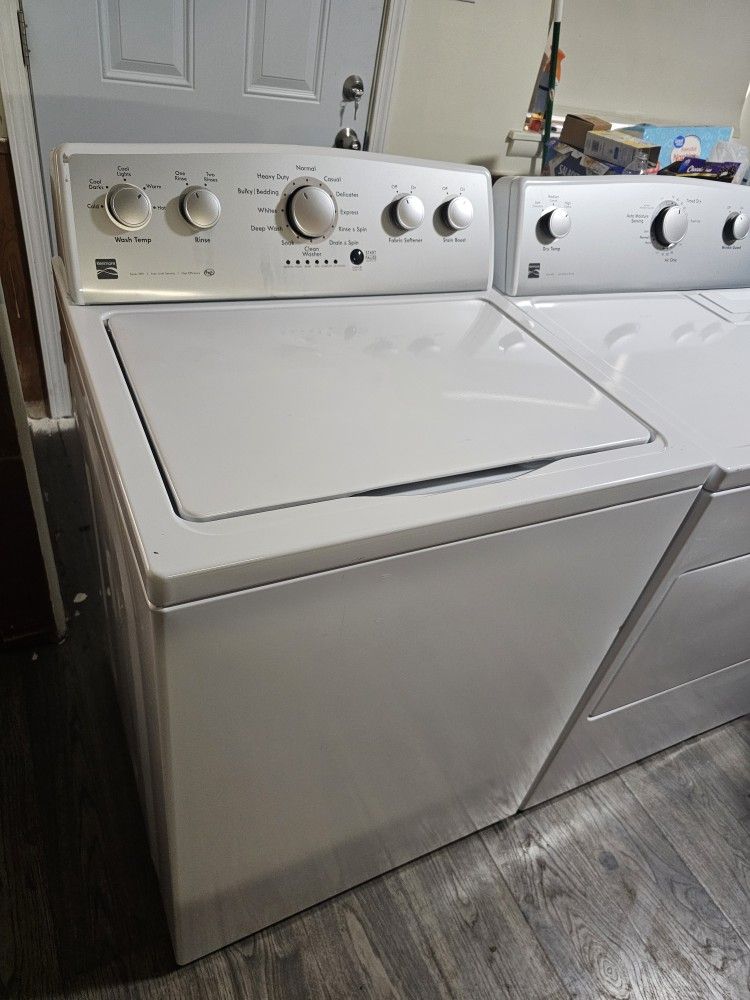 SET WASHER AND DRYER KENMORE XL CAPACITY GOOD CONDITION BOTH ELECTRIC HEAVY DUTY DELIVERY AVAILABLE WE DO REPAIRS