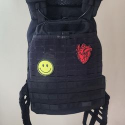 WEIGHTED VEST + 2 WEIGHT PLATES  - Move Out Sale 
