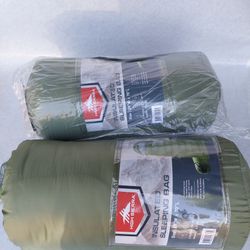 2 X High Sierra insultated sleeping bags 3 season: +15° to +30°F (Brand New)