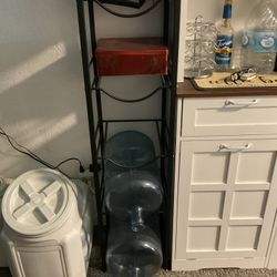 5 Gallon Water Rack 