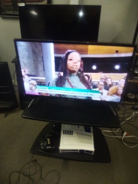 32 In Hisense Roku TV