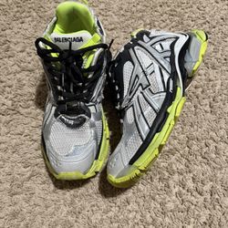 Balenciaga Runner Size 43 Lime Green , Grey 