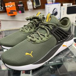 Puma Men’s Sneaker 10.5 Soft Foam Plus New With Tag 