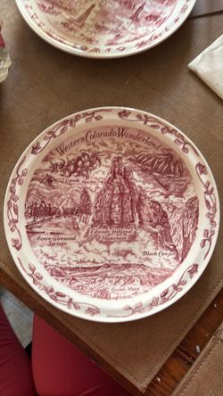 Western Colorado Wonderland vintage plate by Vernon Killion’s Western Colorado Wonderland vintage plate by Vernon Kiln’s