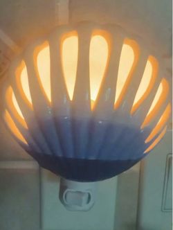 Seashell Nightlight in  blue colors and white
