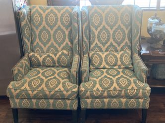Accent Chairs 