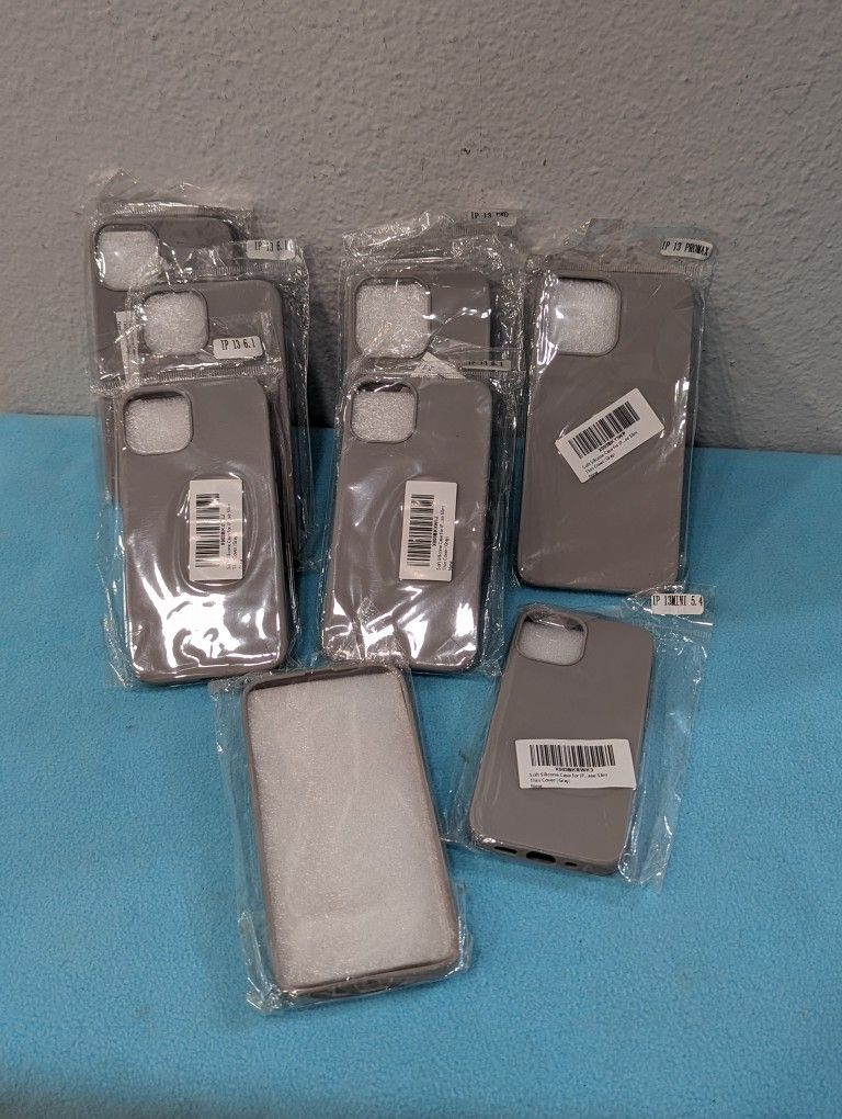 iPhone 13 Soft Silicone Case Grey