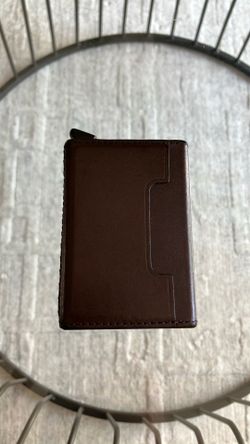 Carl Friedrik Wallet• Secrid Cardprotector RFID Blocking, Vachetta Leather Chocolate Brown