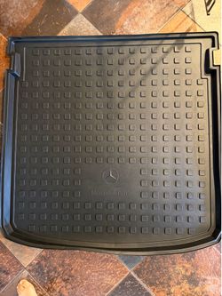 2022  AMG  OEM  Mercedes trunk mat  and  weather floor mats