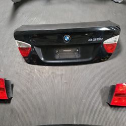 BMW E90 BOOTLID PRElCI Needs Repain