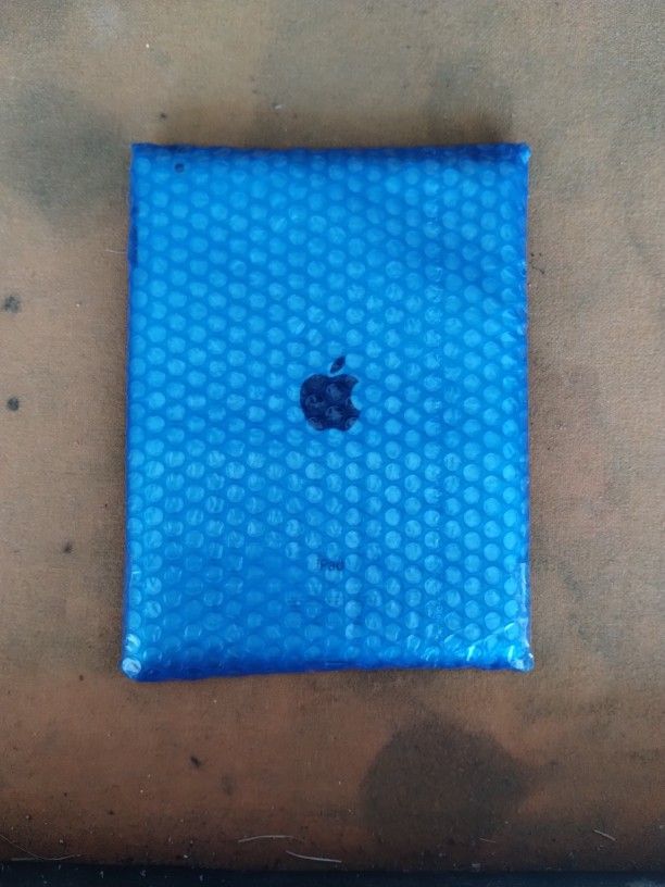 Fresh IPad (10th Generation)