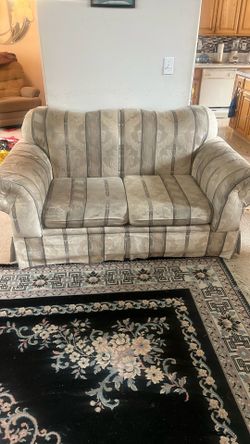 2 Vintage Armchairs / Couch Set – Cheap – Must Go