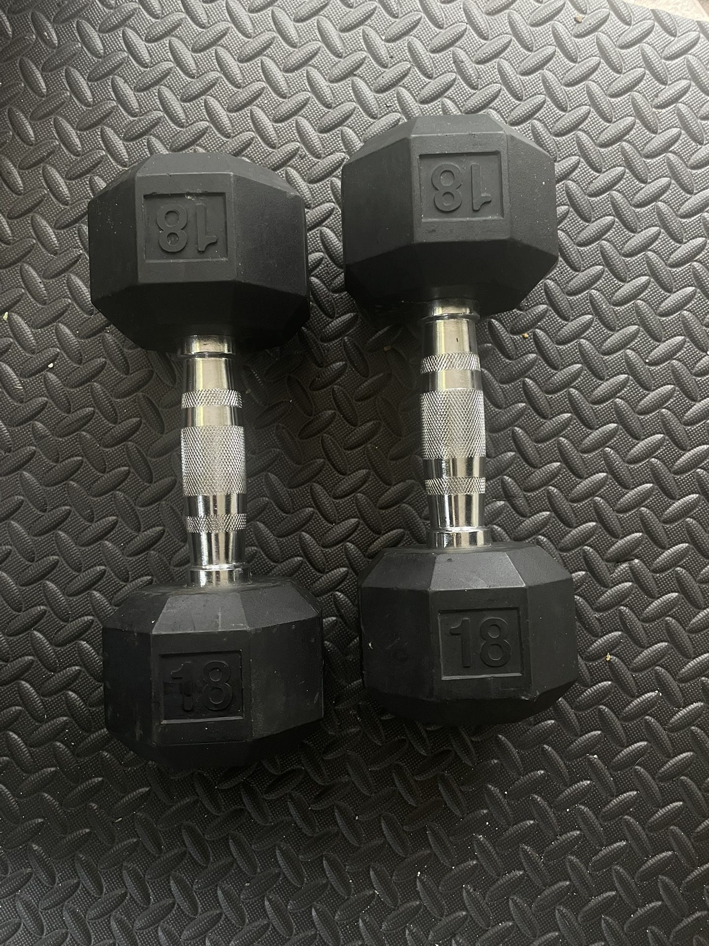 Dumbbell 18 Lb