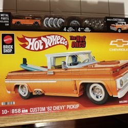 Hot Wheels Brick Chevy 