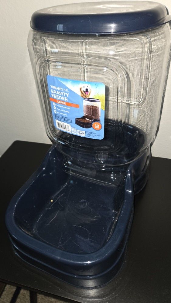 Brand New Gravity Feeder Dog Bowl Food Bowl Cat