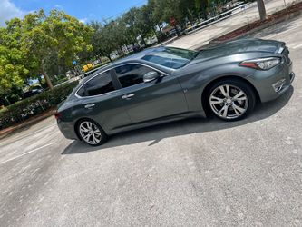 Q70 S