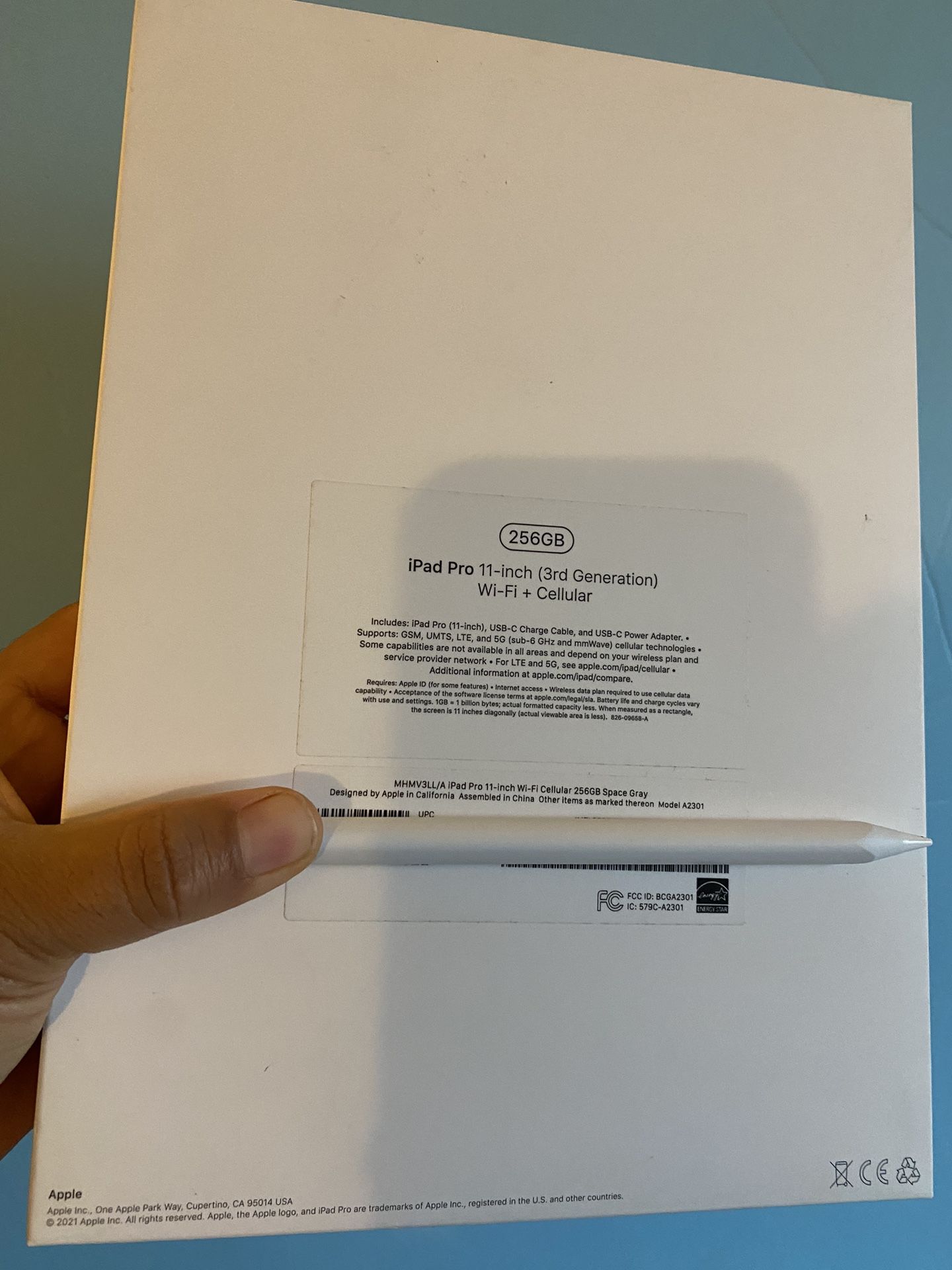 256GB Apple IPad Pro 11” 3rd Generation (2021 model / M1 chip 