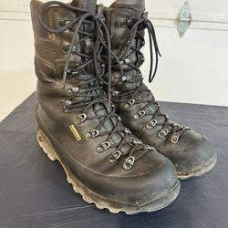 Kennetrek Hiking Boots