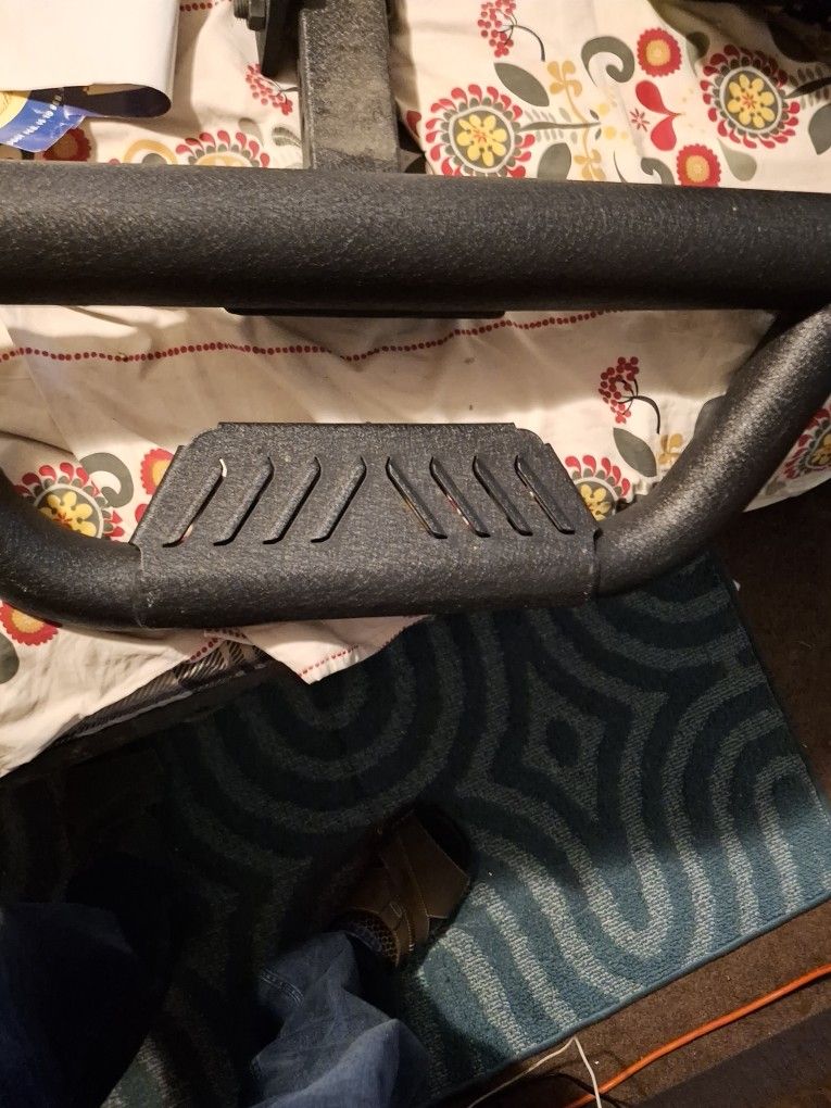 Universal Hitch For A Pick Up Truck