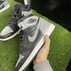 Jordan 1 Shadow