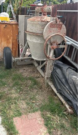 Concrete mixer / stucco trailer  ****  O B O ****