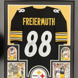 Steelers Pat Freiermuth Framed Jersey 