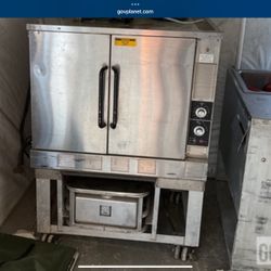 Commercial Convection Oven.     Restaurant Size Large On Casters Stainless Steel.