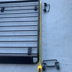 Roof basket