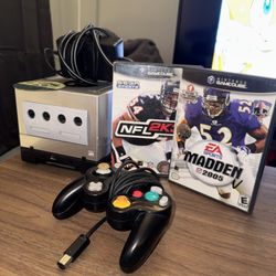 Nintendo GameCube - GBA Player, Controller, 3 Games, Cords