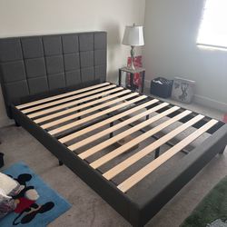 Zinus Lottie 43” Gray Upholstered Platform Bed Frame Queen Size