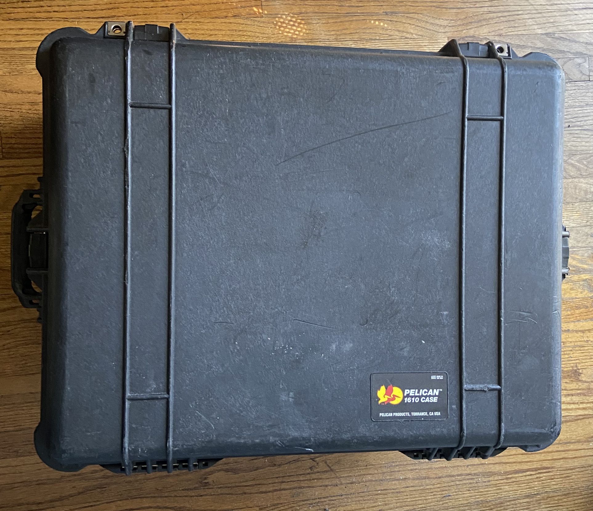Pelican 1610 Protector Case w/ 1609 Lid Organizer Pockets