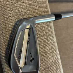 Mizuno JPX 921 Tour
