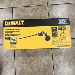 DEWALT 20V MAX 550 PSI 1.0 GPM Cold Water Cordless Battery Power Cleaner with 4 Nozzles (Tool Only)