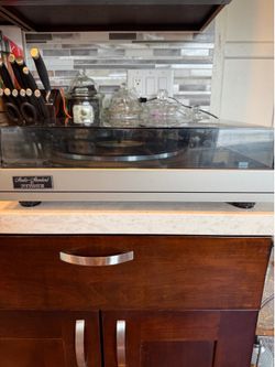 Vintage FISHER MT-6117 Semi-Auto Turntable