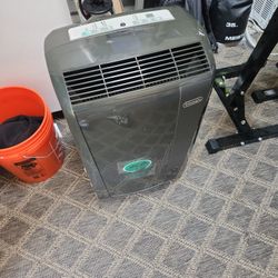 delonghi pac n115ec Portable Air Conditioner 11,500 BTU