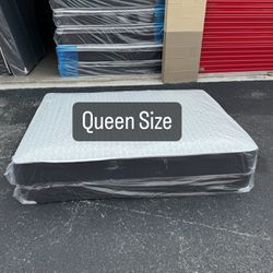 New Mattress Queen Size Regular With Box Spring // Offer  🚚