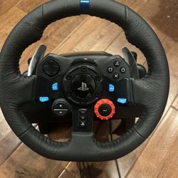 Logitech G29 Racing Wheel And Pedals PS4/5