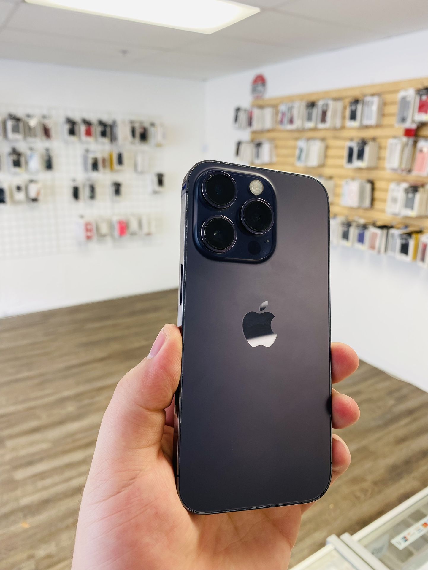 Apple iPhone 14 Pro