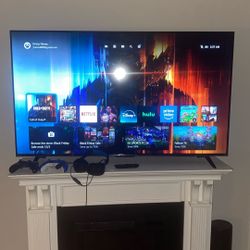 Xbox One With 2 Controllers And Turtle Beach Headset