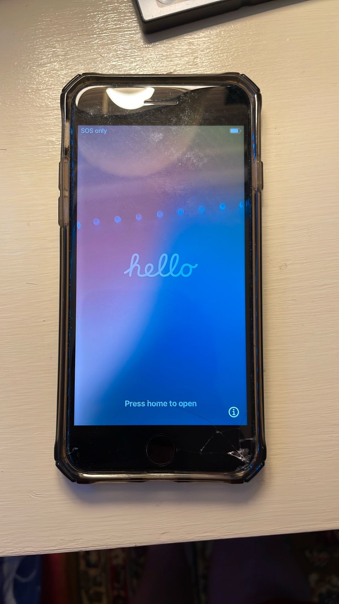 iPhone SE 2nd Gen (2020) – Unlocked – Minor Crack – Works Great