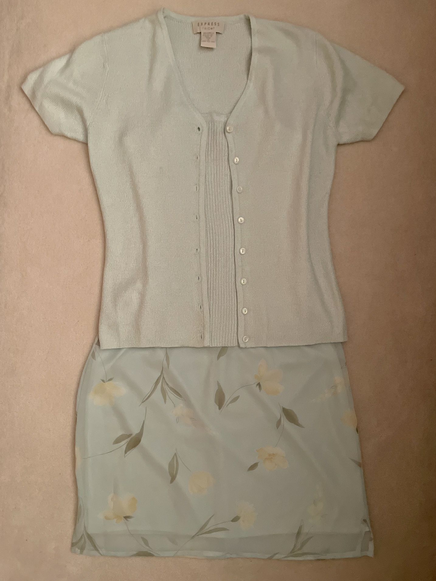 Womens Floral Skirt and Sweater Set, Size Small (3/4)