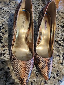 Thalia High Heels - Size 7.5